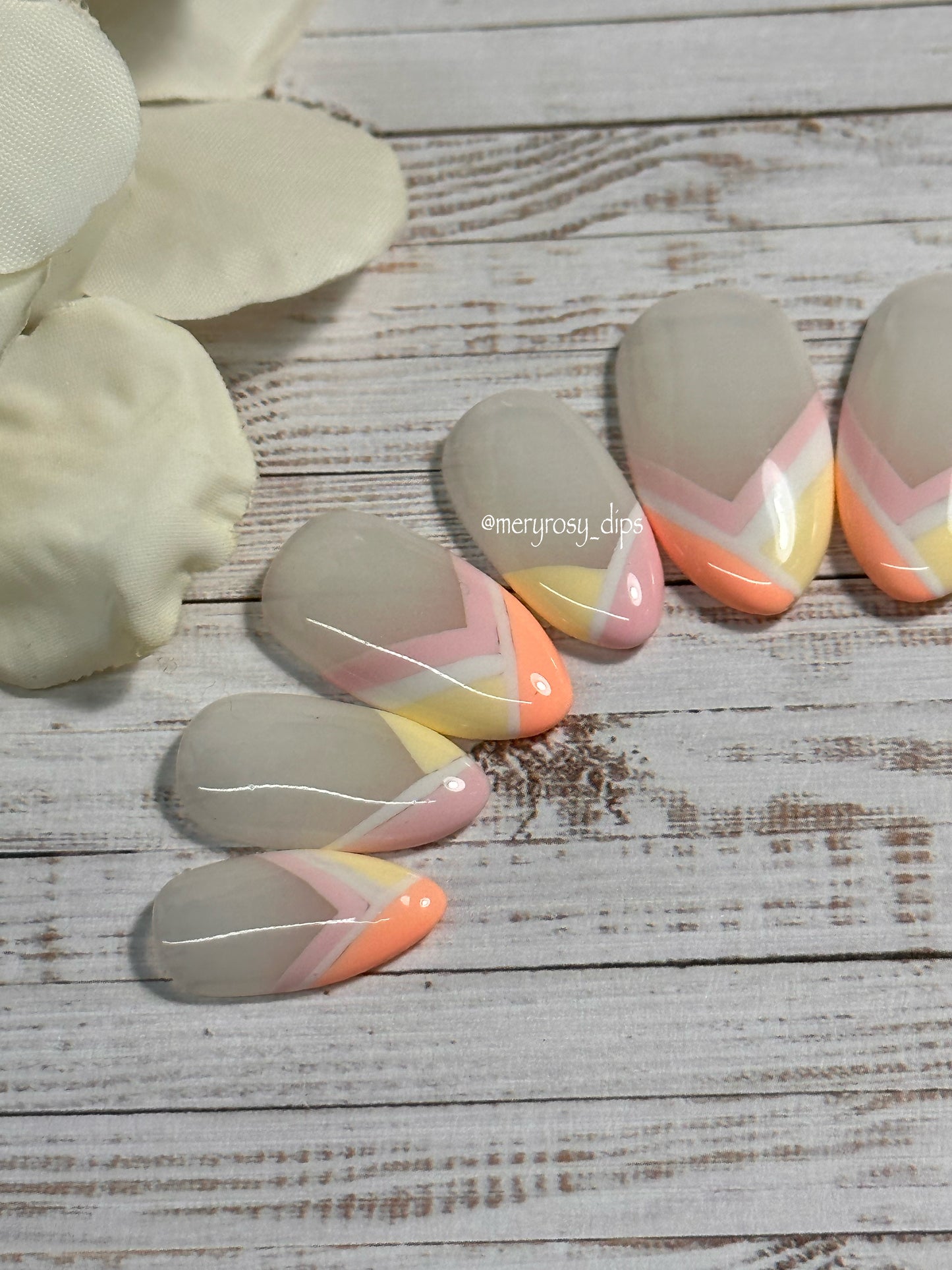 Peaches 'n Cream Pre-Designed Set