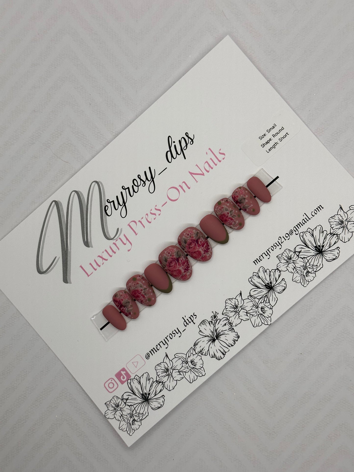 Wildflowers In Bloom Pre-Designed Press-On Nails Set