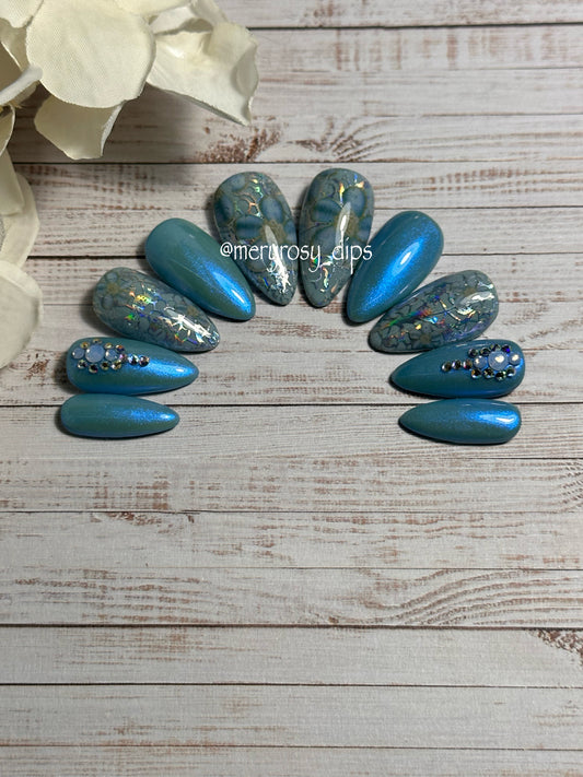 Baby Blues Pre-Designed Press-On Nail Set