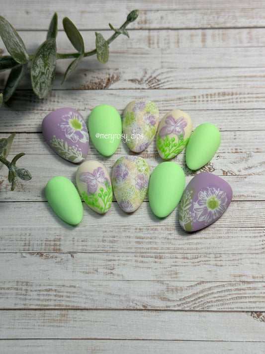 Butterflies & Flowers  Pre-Designed Press-On Nail Set