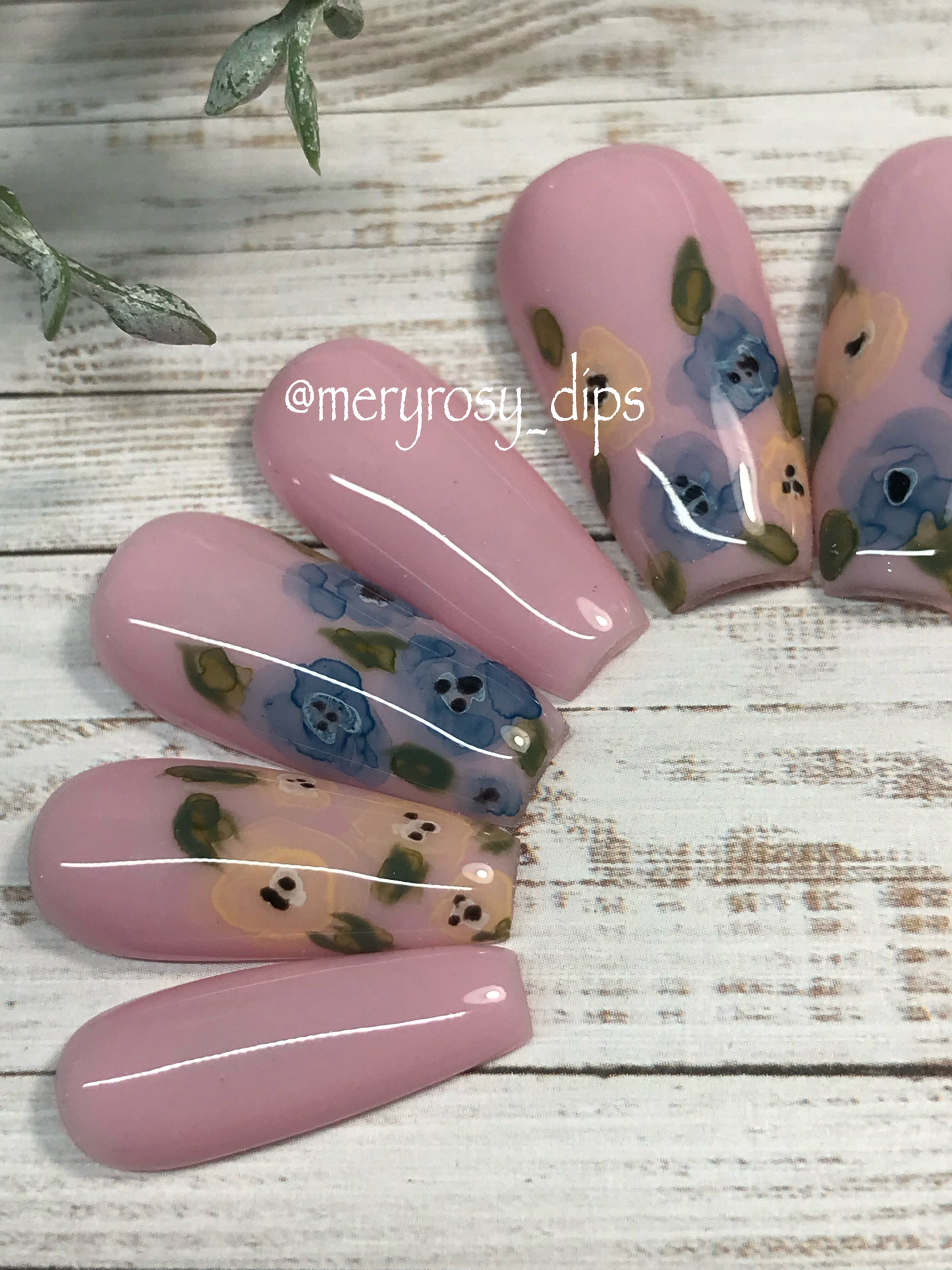 Blue Watercolor Flowers Pre-Designed Press-On Nail Set